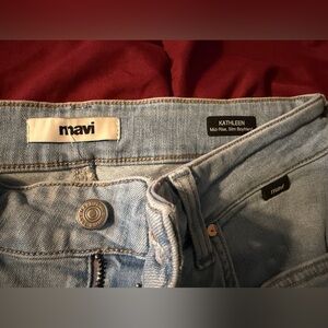 Mavi Kathleen Mid-Rise Slim Boyfriend Jeans in Light Blue